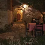 Konaku 3* Gjirokastër